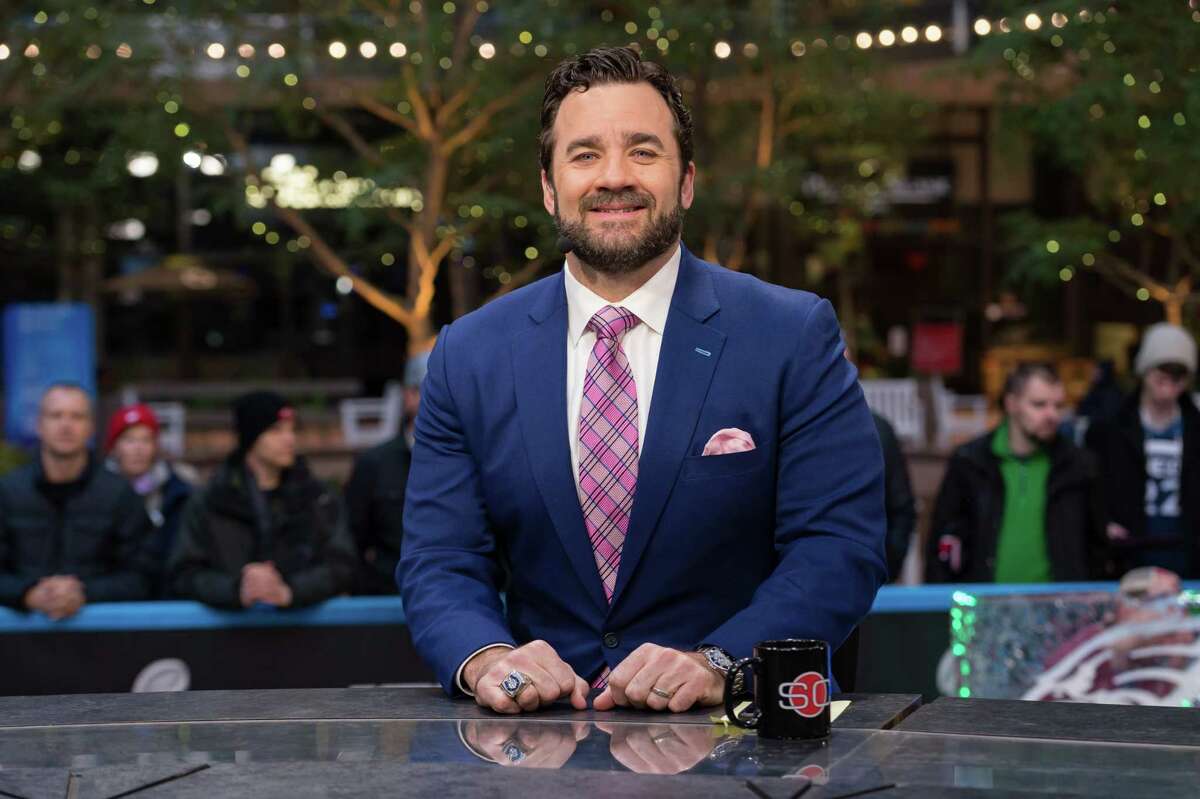 Ranking of top NFL players turned broadcasters. 24: Jeff Saturday (ESPN): If he were a QB and not Peyton Manning?s center, he would get better gigs. (Photo by Wayne Davis / ESPN Images)