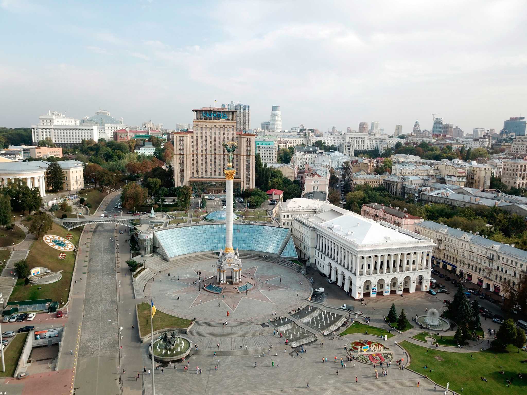 Площадь киева. Киев Майдан независимости Крещатик. Киев Майдан Незалежности. Крещатик площадь. Майдан Незалежності и Крещатик.