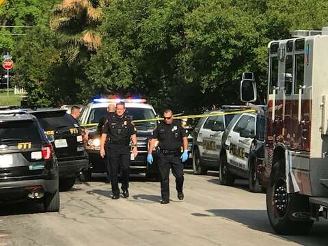 Sapd Group Trying To Recover Property Start Fight At