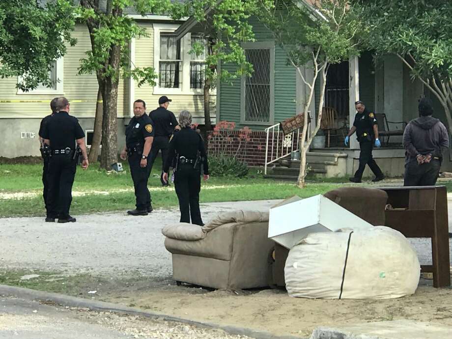 Sapd Group Trying To Recover Property Start Fight At