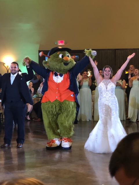 Crushing on Orbit — Why I Want to Marry the Houston Astros' Green Mascot