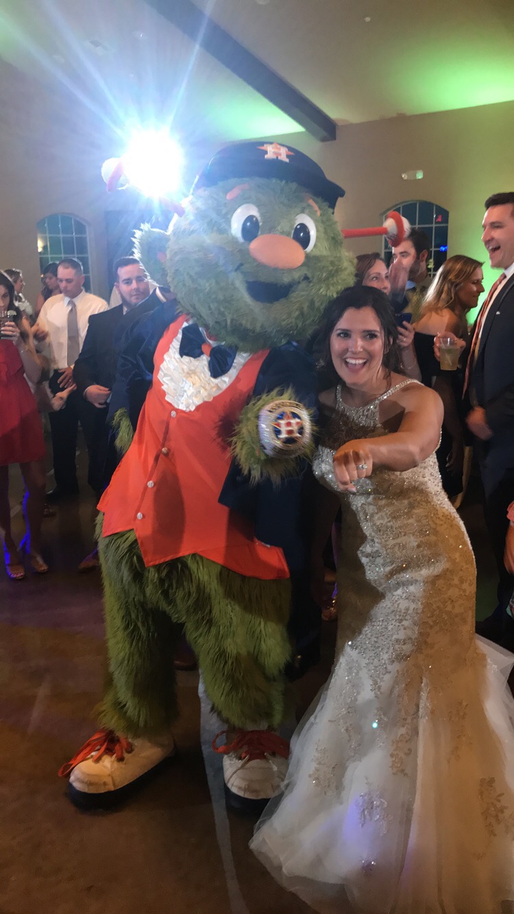 Crushing on Orbit — Why I Want to Marry the Houston Astros' Green Mascot