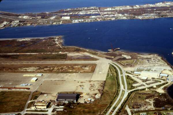 30 Years Ago Moody Gardens Brought White Sand And Pyramids To