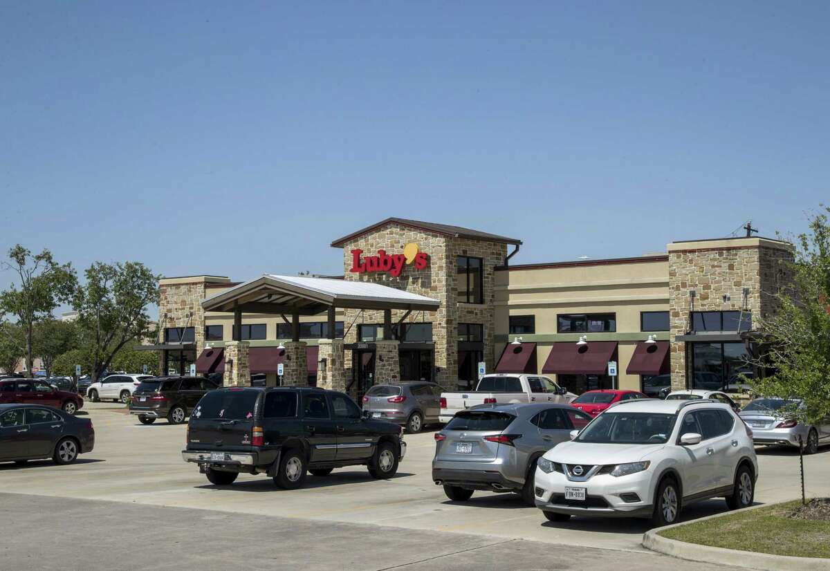 Luby’s has partnered with DoorDash to offer online meal ordering and delivery from Luby’s Cafeteria and Fuddruckers restaurants nationwide. ( Jon Shapley / Houston Chronicle )