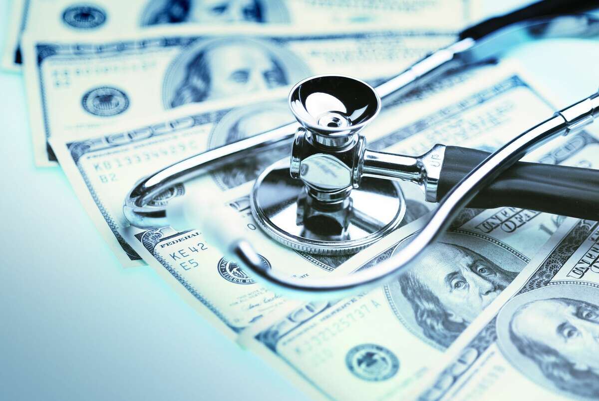 Most Connecticut hospitals will lose a percentage of their Medicare reimbursement payments over the next year as penalties for having high rates of readmitted patients, according to new data from the Centers for Medicare and Medicaid Services (CMS). >>Click through to see some of the penalties