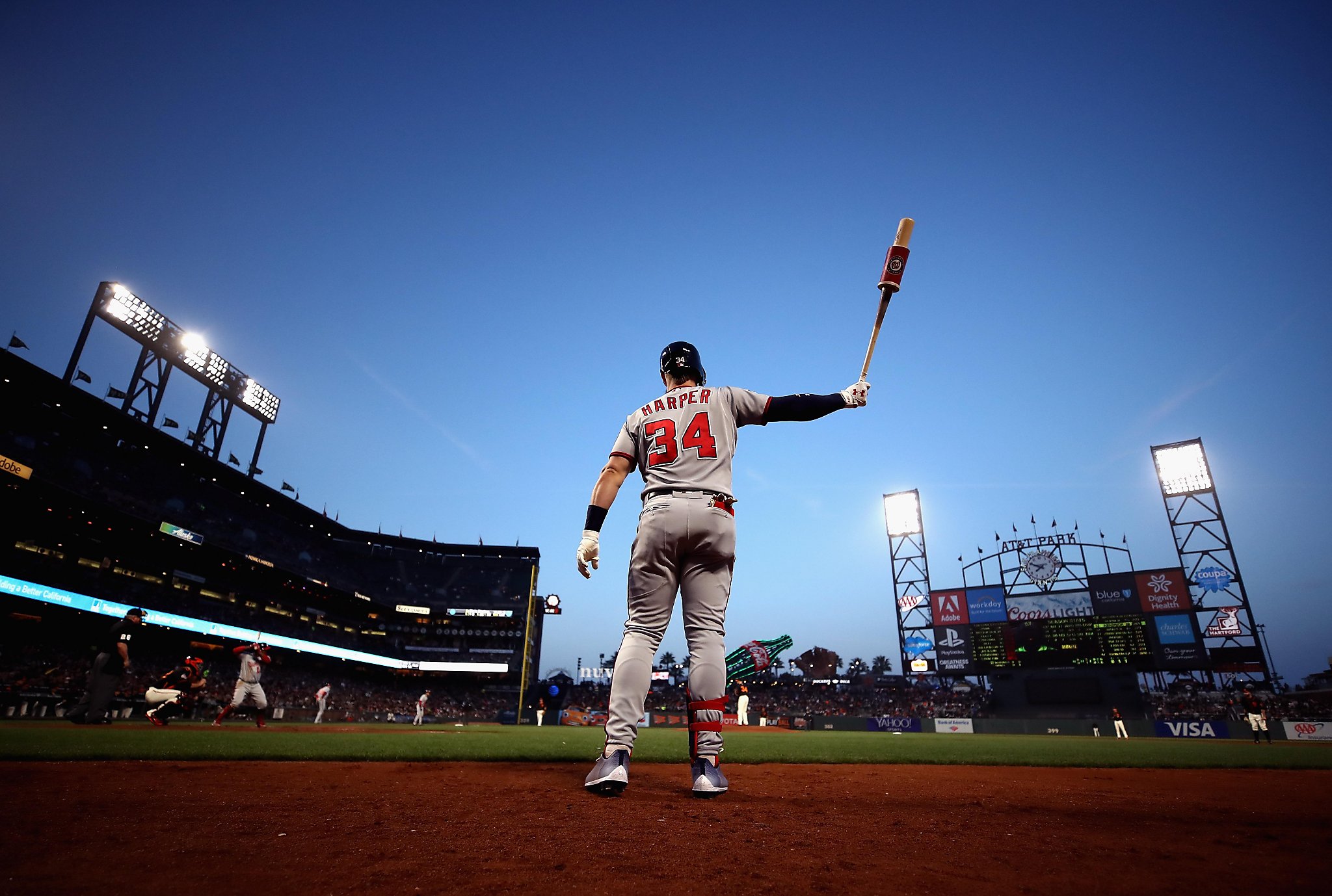 Washington Nationals left fielder Bryce Harper (34) warms up prior