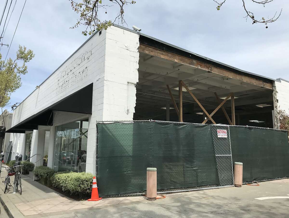 Amazon has submitted a building permit for 1785 Fourth St. in Berkeley, a space formerly occupied by a Crate and Barrel outlet.