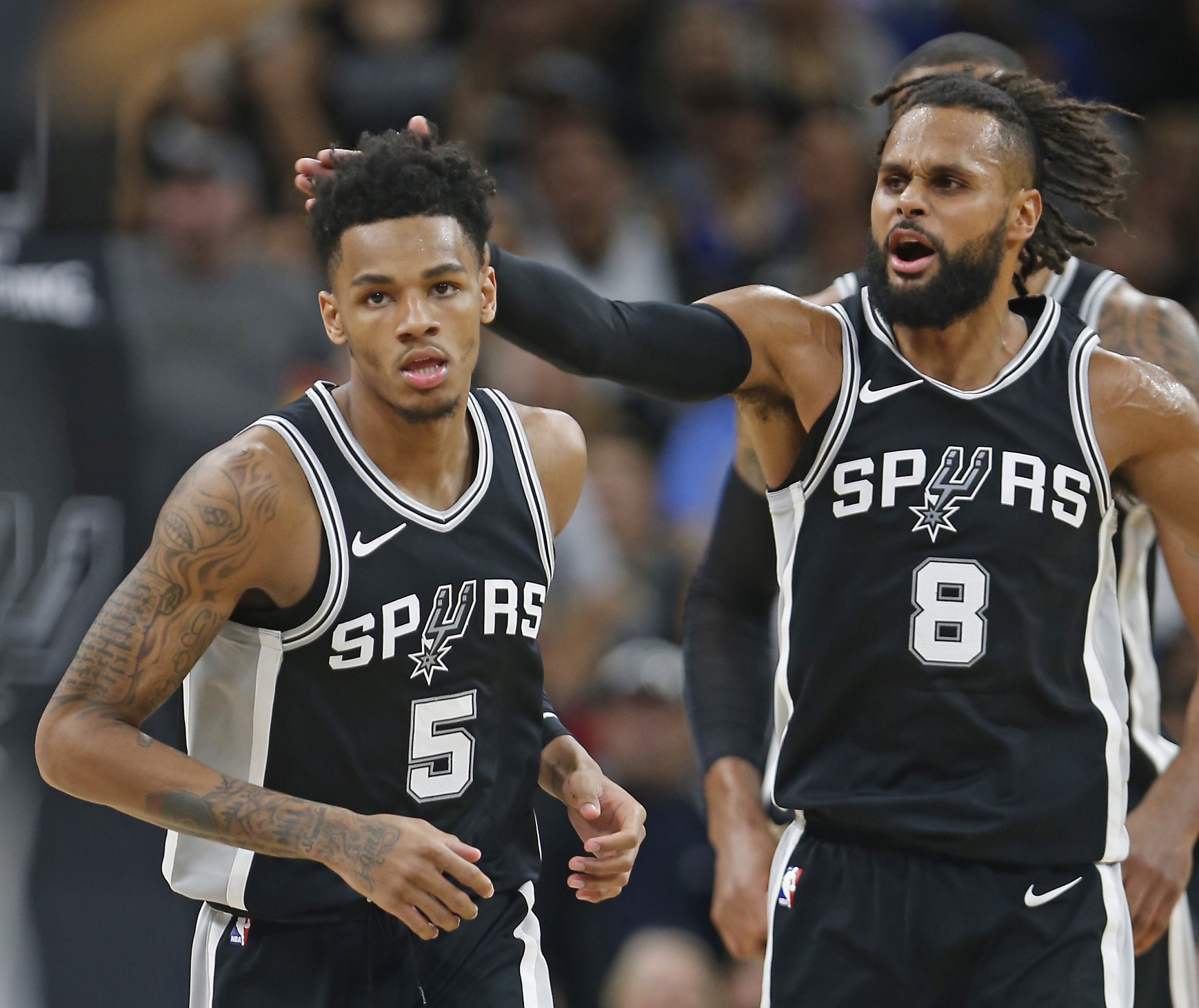 Dejounte Murray wants Spurs fans to show their appreciation for
