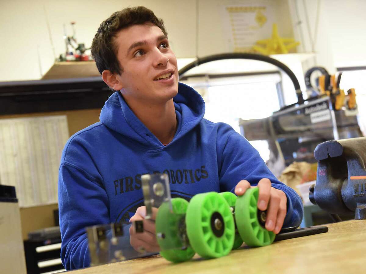 Albany High's robotics team heads to national championship