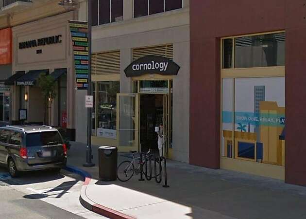 Owner of Emeryville popcorn shop apologizes after witnesses say he used racial slur