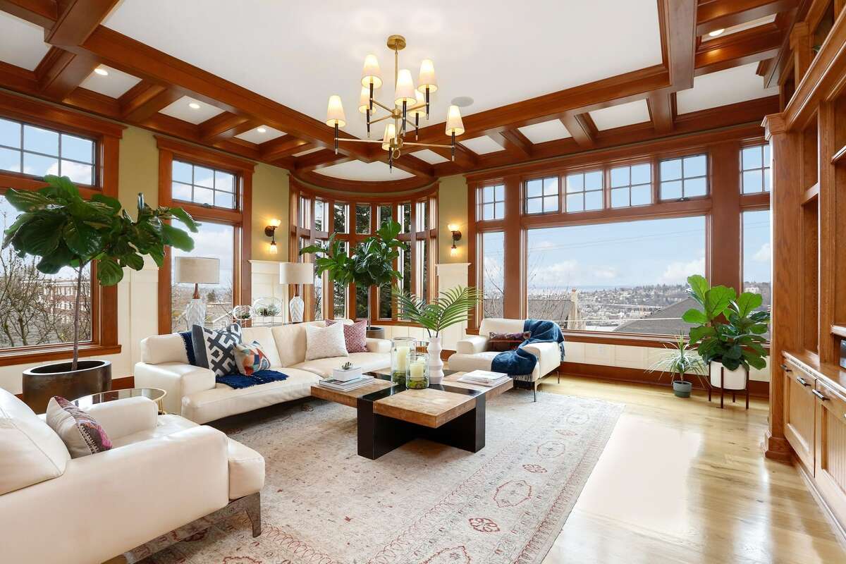 Incredible Queen Anne mansion is a miniresort with panoramic views