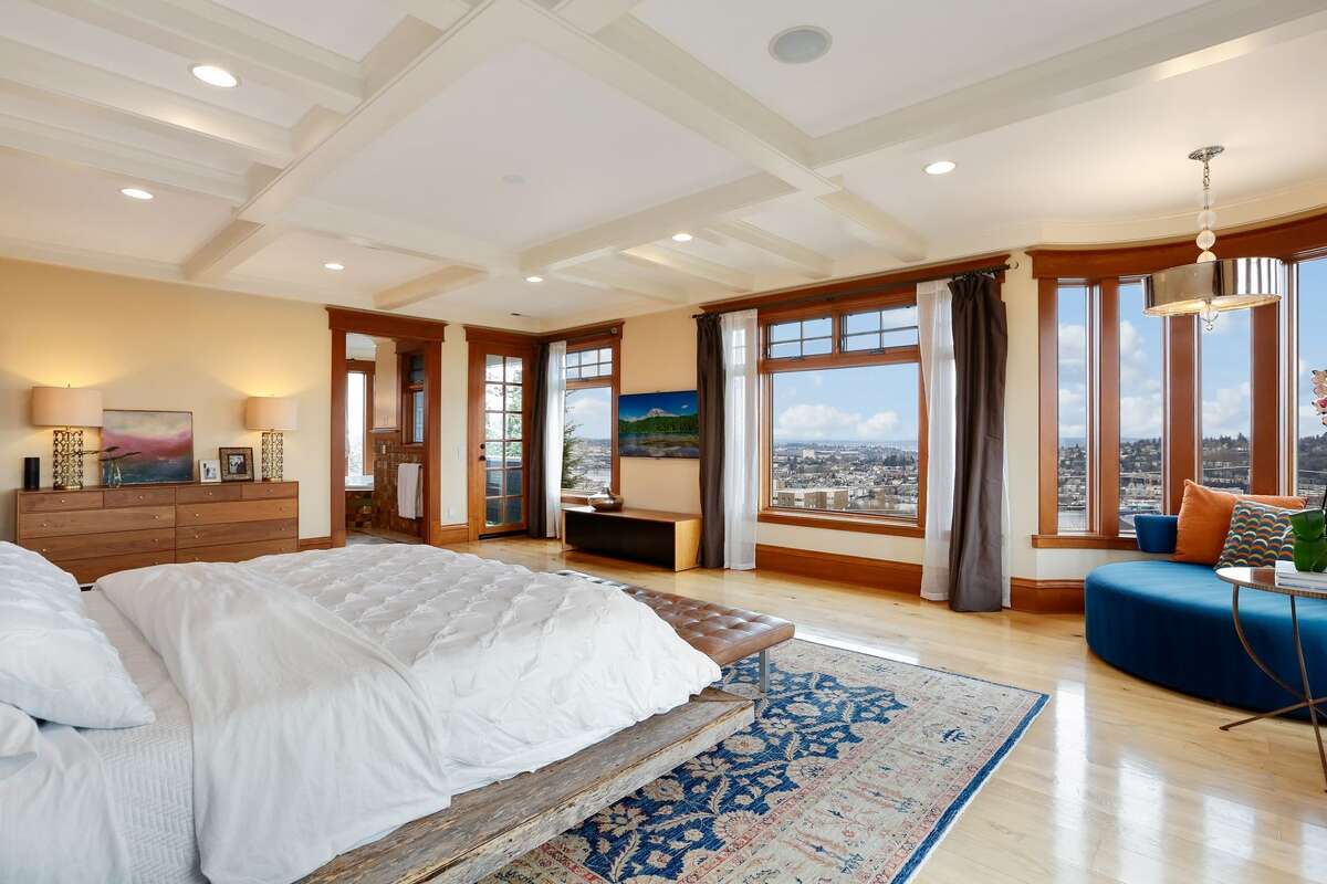 Incredible Queen Anne mansion is a miniresort with panoramic views