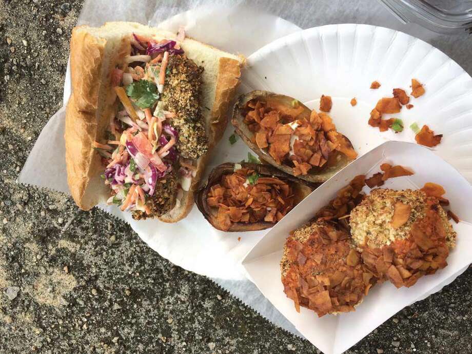 10 Spots That Make It Easy To Eat Healthy Connecticut Post Three S Vegan Creamery Guilford From Left Hot Italian Sausage And Pepper