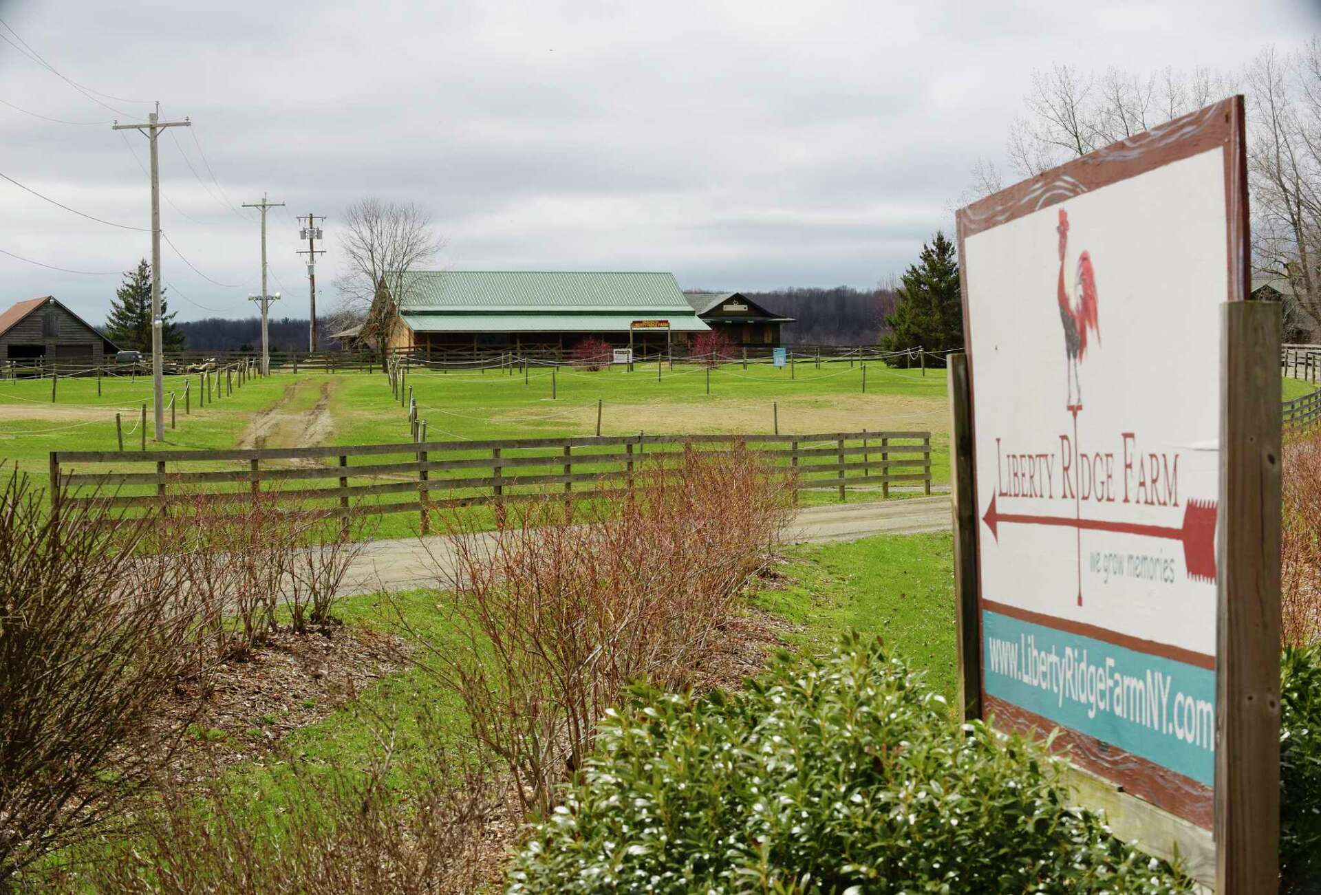 Liberty Ridge farm accommodates same-sex marriages but also donates to ...