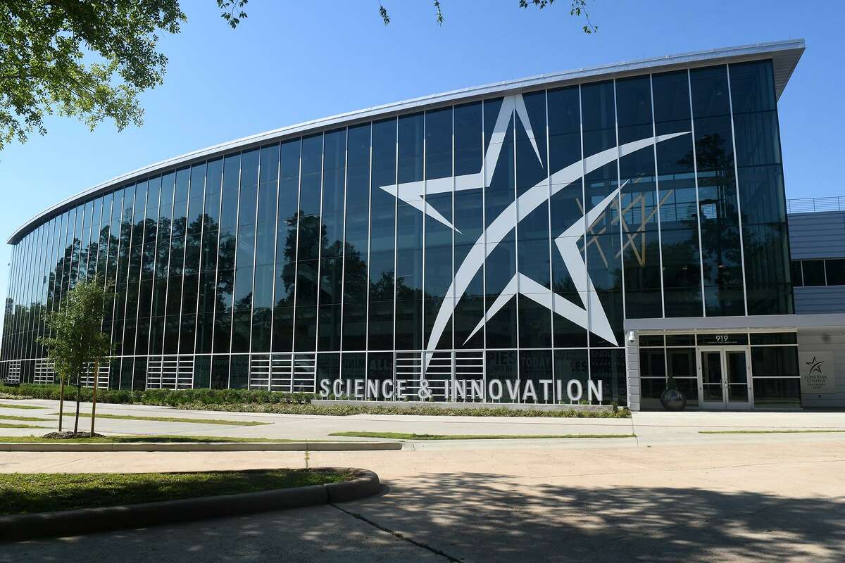 Science comes into focus at 15.4 million Lone Star College center