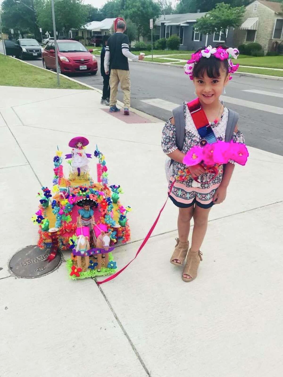 Shoebox floats continue San Antonio's Fiesta tradition