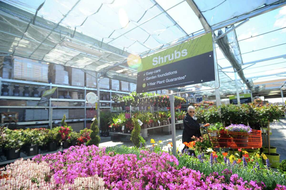 Stamford Home Depot opens