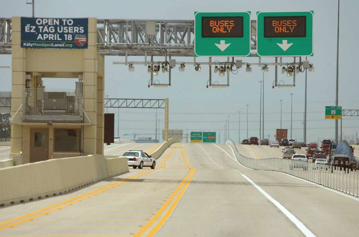 A west bound portion of the Harris County Toll Road Authority’s managed lanes on the Katy Freeway, shown here April 15, 2009, in Houston. ( James Nielsen / Chronicle )