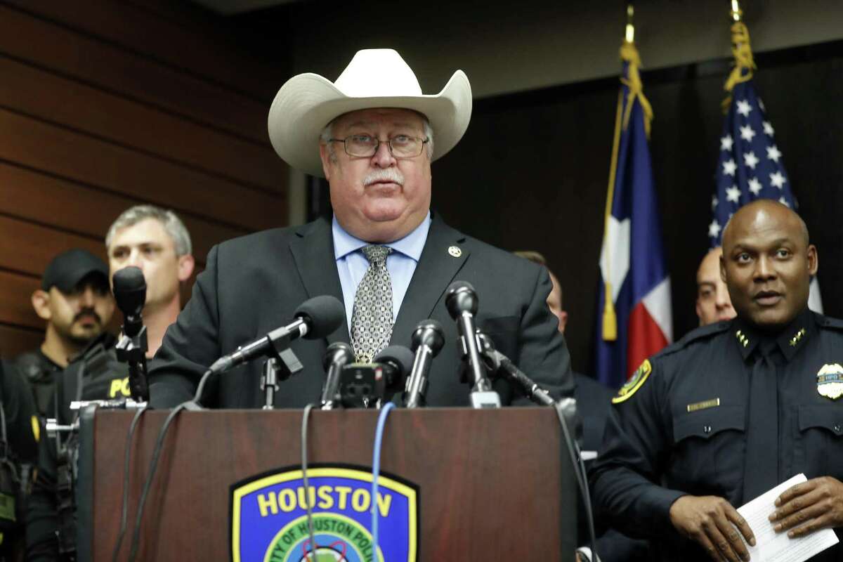 U.S. Marshals, Houston police net hundreds of suspected gang members in ...