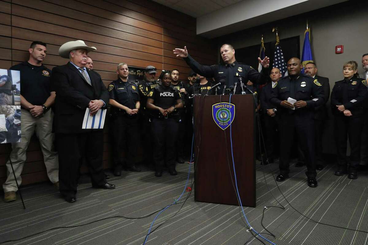 U.S. Marshals, Houston police net hundreds of suspected gang members in ...