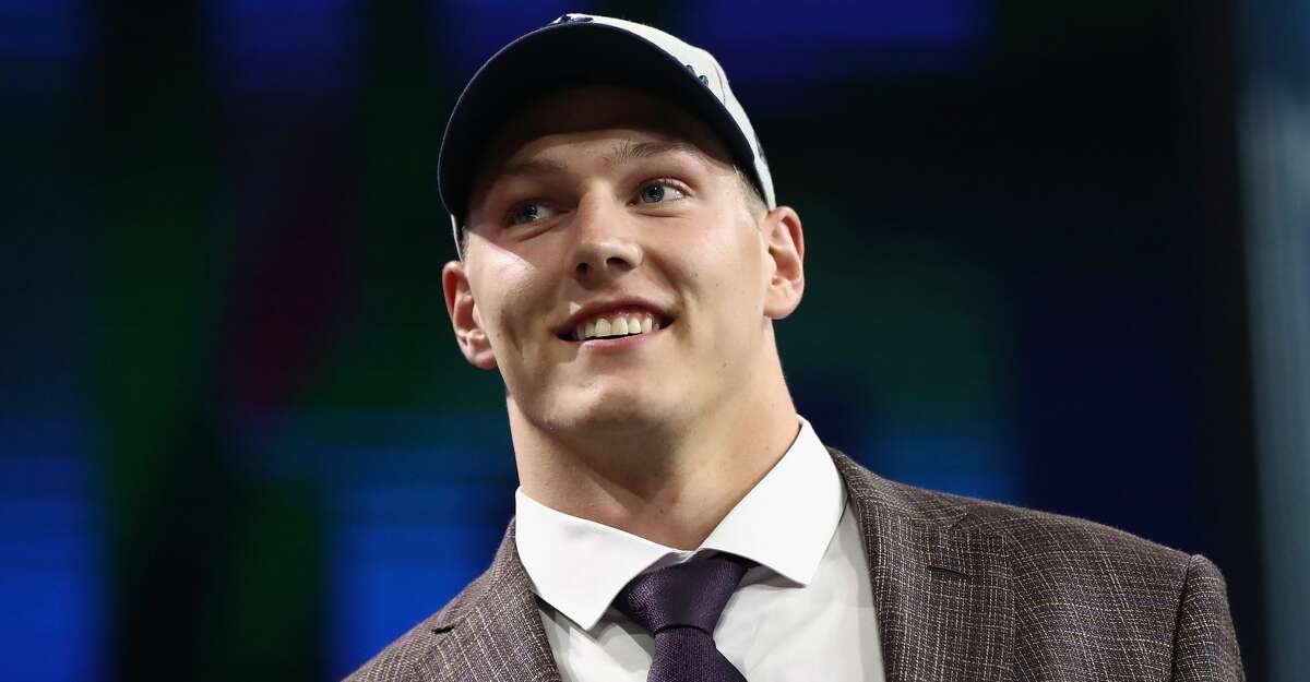 Cowboys select linebacker Leighton Vander Esch with No. 19 pick