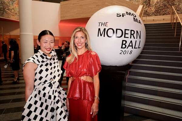 Art Lovers At The Bold Bright Modern Ball Raise 4 Million For