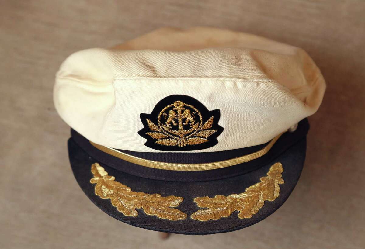 A hat belonging to Dominique Sachse’s late father.