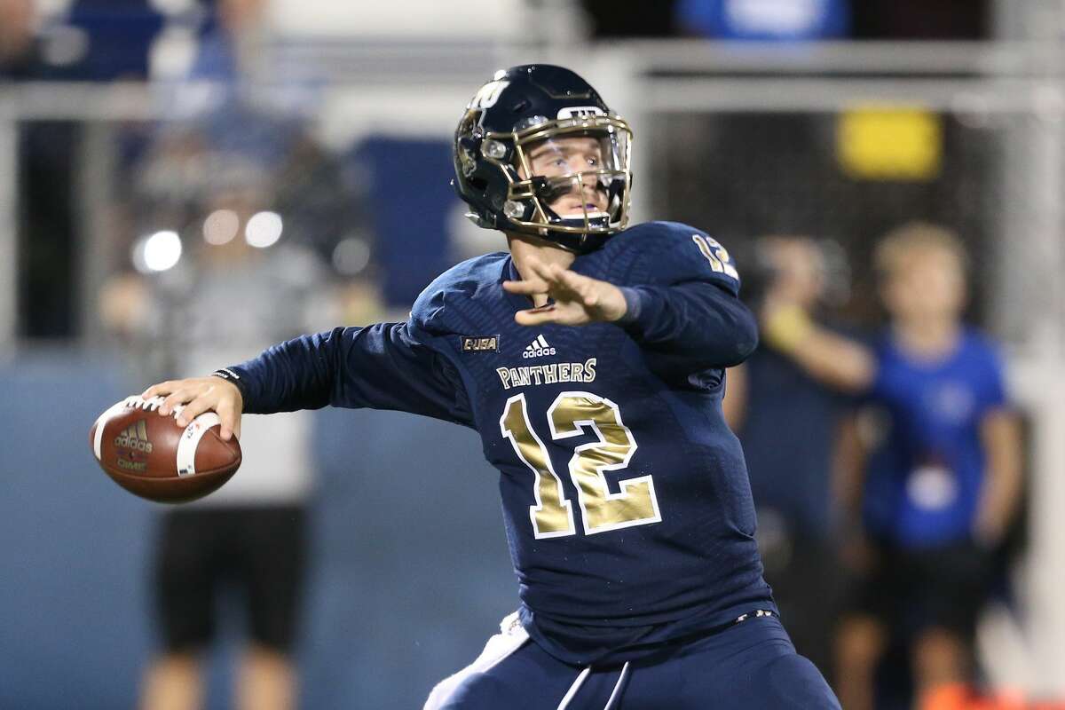 Alex McGough of the Florida International Golden Panthers throws the ball against the Western Kentucky Hilltoppers on November 24, 2017 at Riccardo Silva Stadium in Miami.