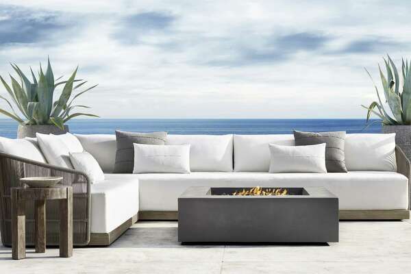 Extend Your Home Outdoors With These Furnishings