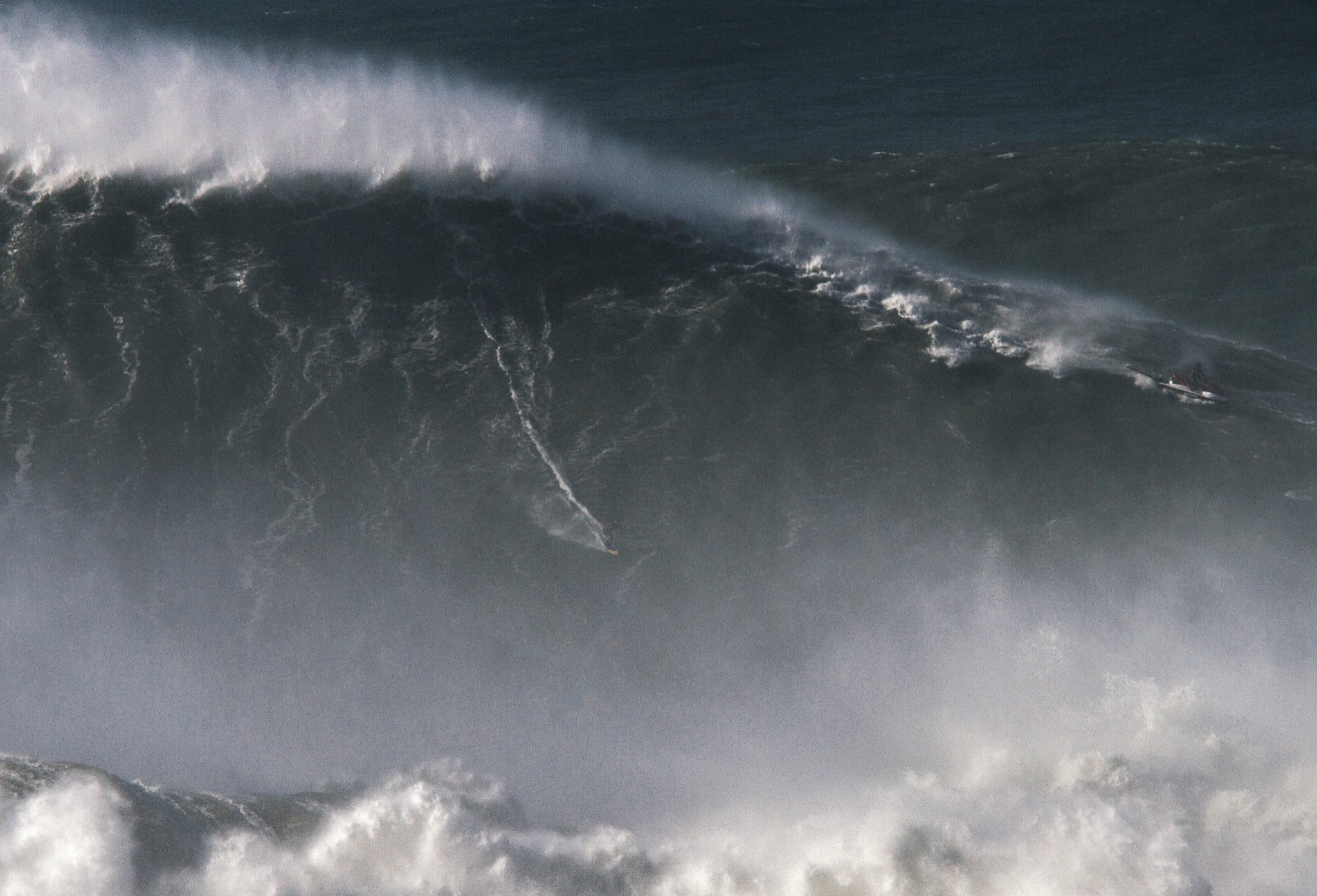 watch-a-brazilian-set-the-record-for-biggest-wave-ever-surfed