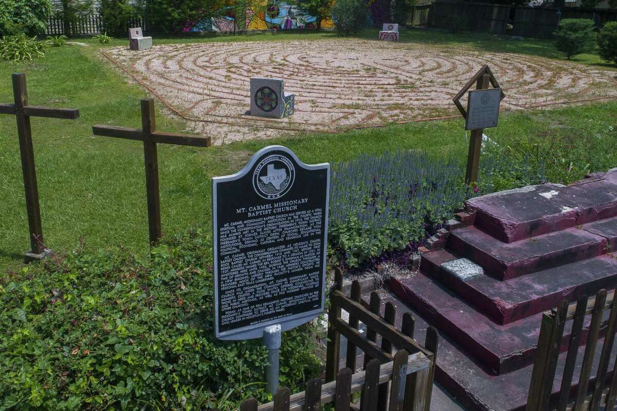 In Houston’s labyrinths, pilgrims find a connection to the ancient and