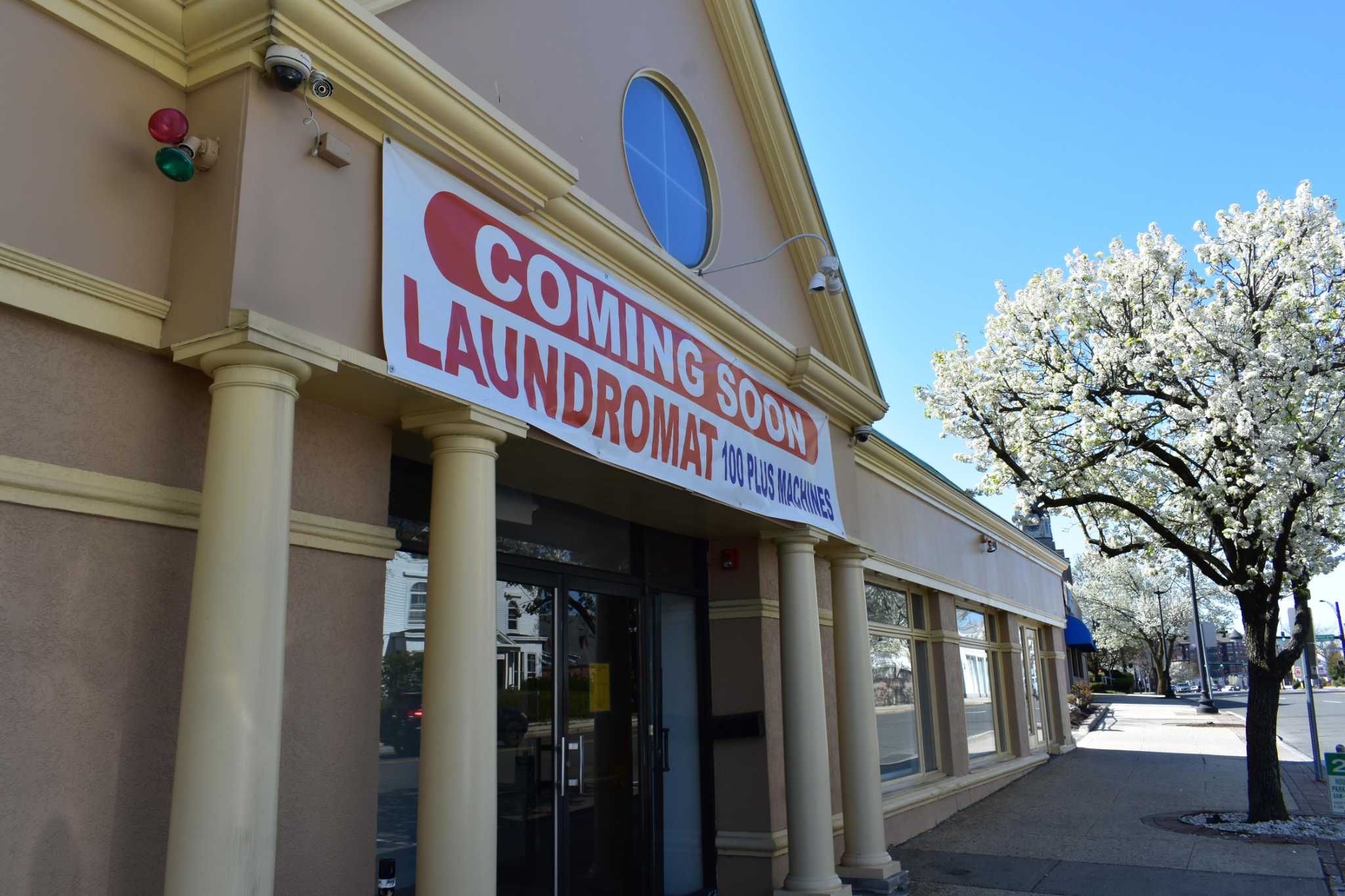 Norwalk Transitions New laundromat on West Avenue