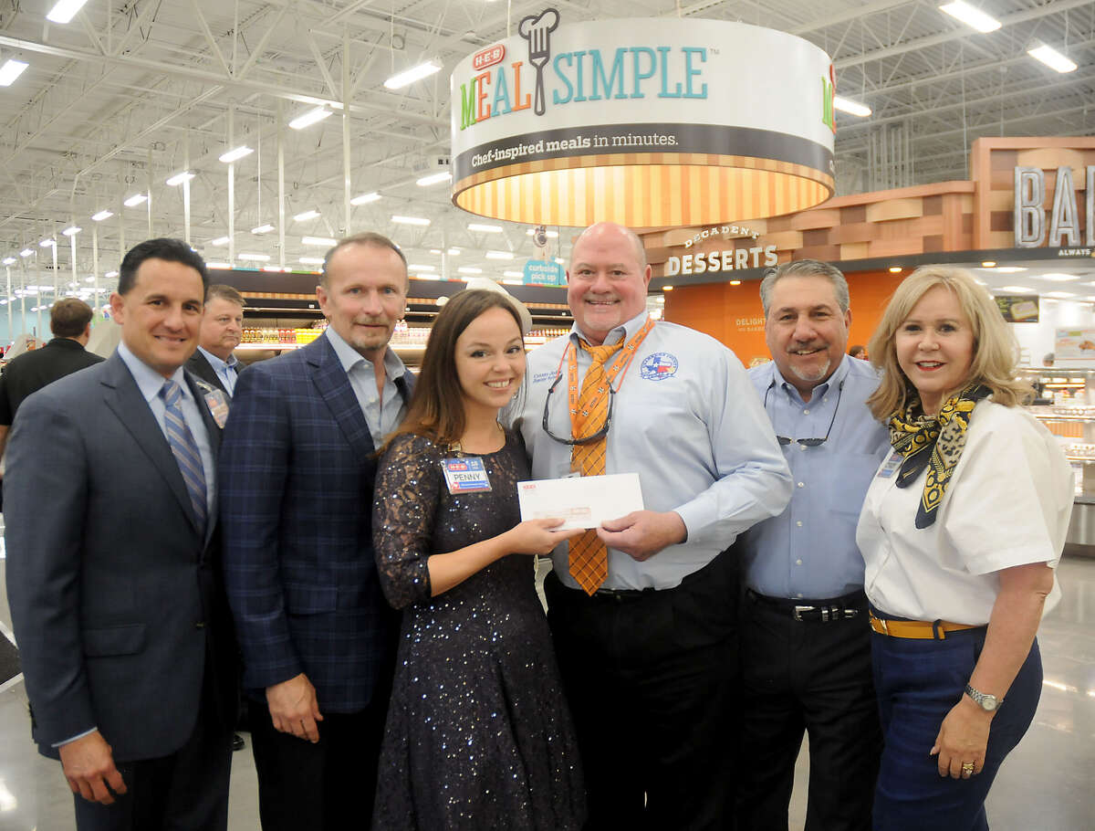 h-e-b-store-opening-benefits-barbers-hill-isd
