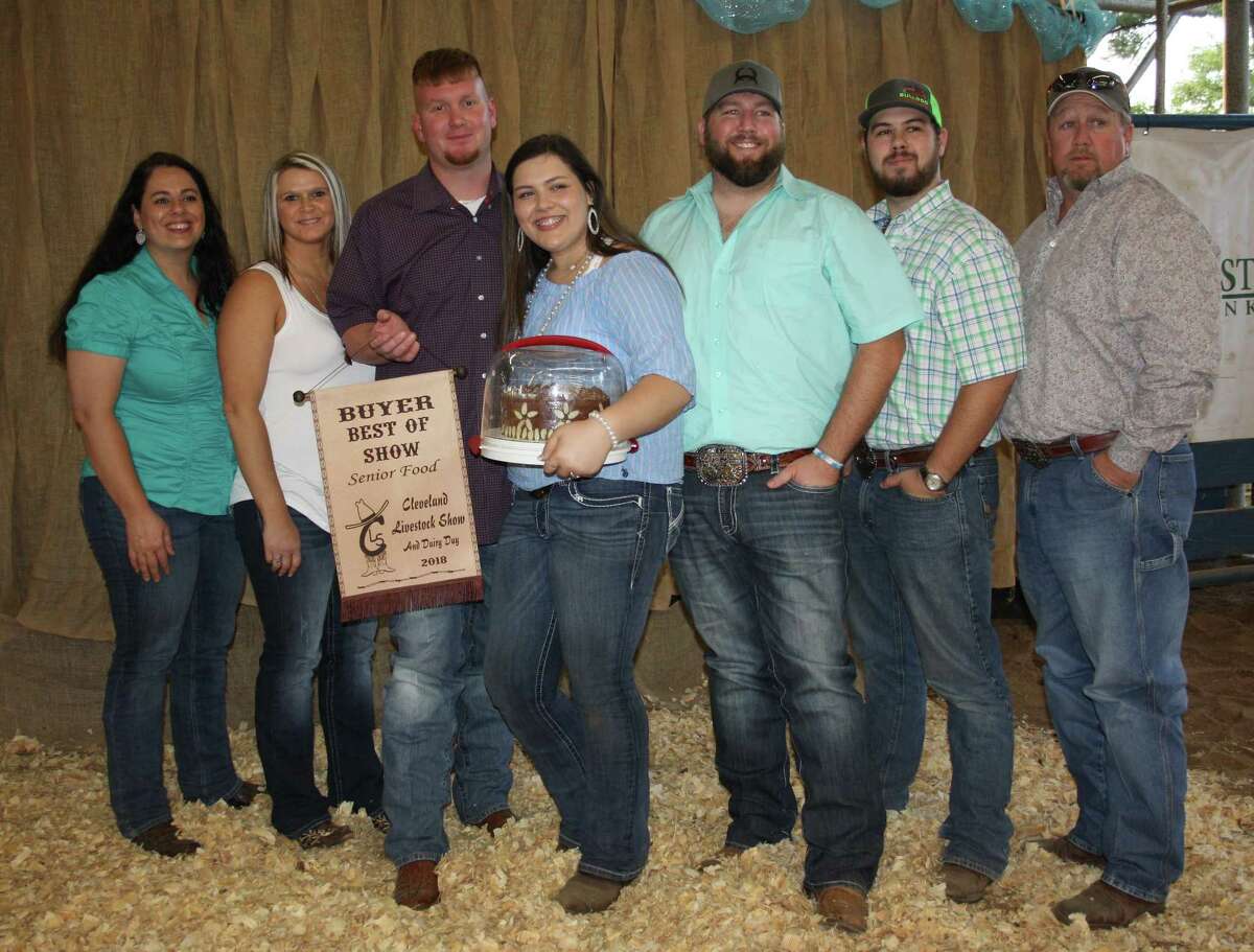 Cleveland youth livestock auction nets 500K