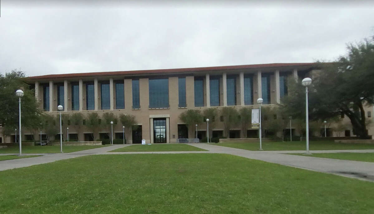 Tamiu Library Number