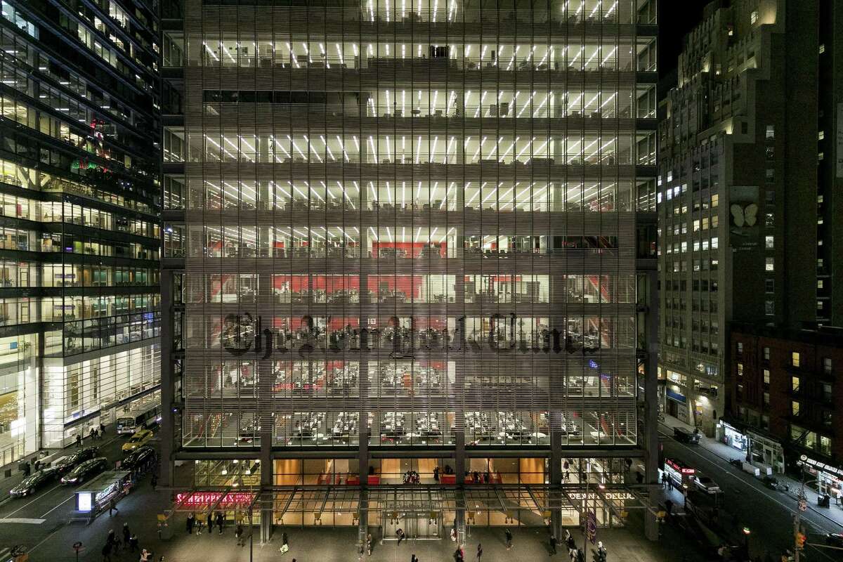 The New York Times building and offices in New York, Dec. 28, 2017. The New York Times Company added 139,000 digital-only subscribers in the first quarter of 2018, a 25.5 percent increase from the same period a year ago, helping to fuel total revenue growth and offset a decline in digital advertising.