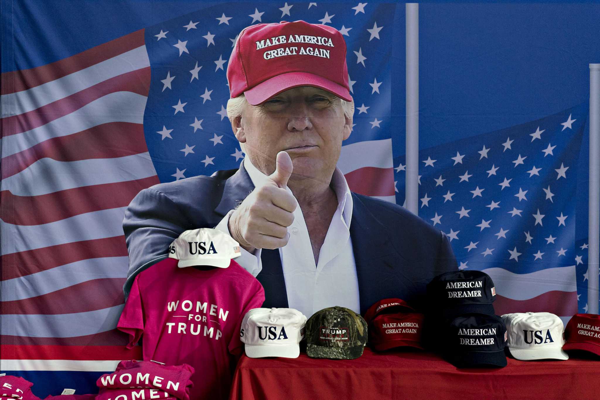 Us again watch. Trump Merch. Trump мерч. Предвыборная кампания Трампа.