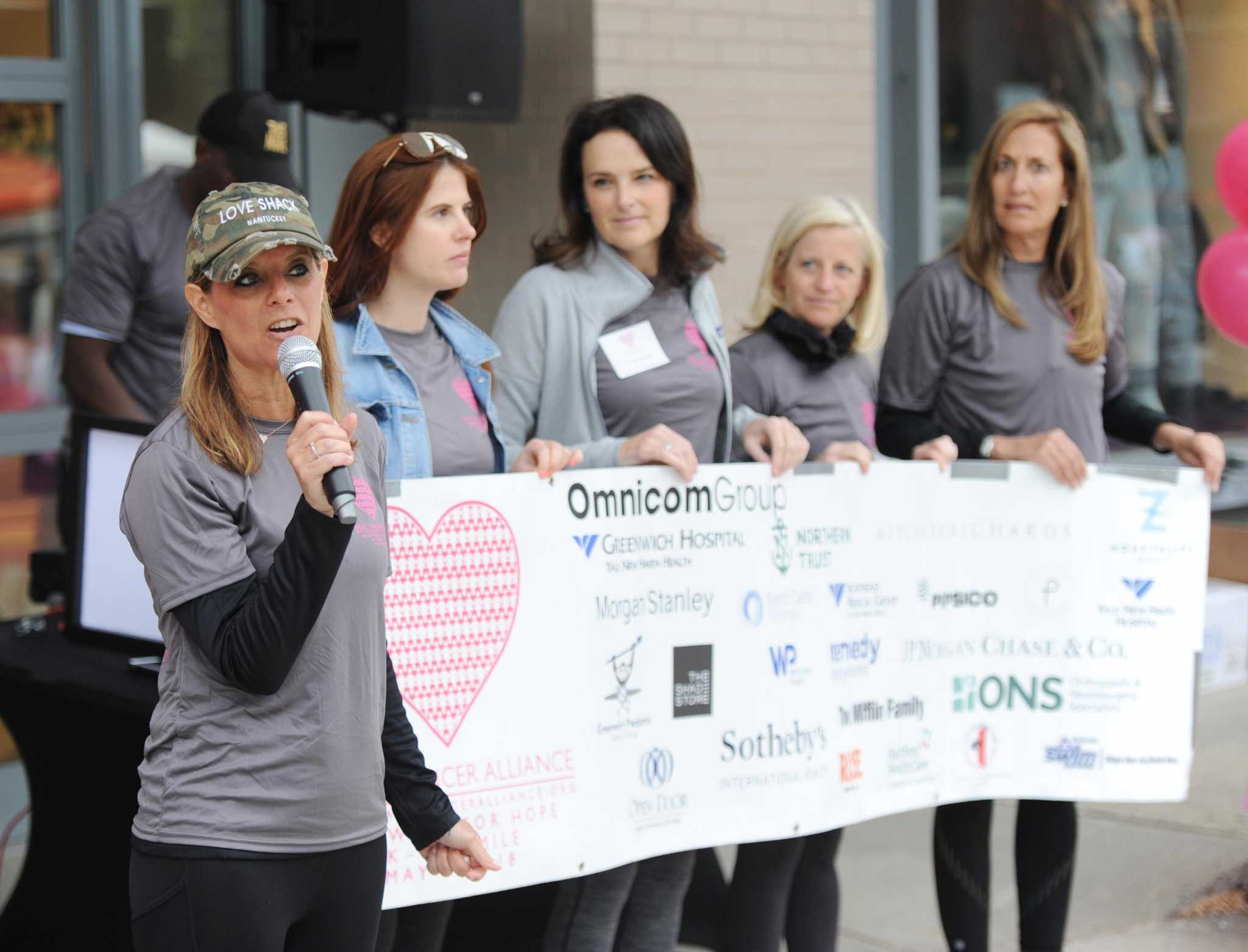 Chris Sale hosting breast cancer survivors and Susan G. Komen