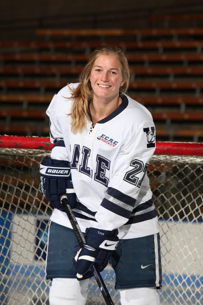 yale university hockey jersey