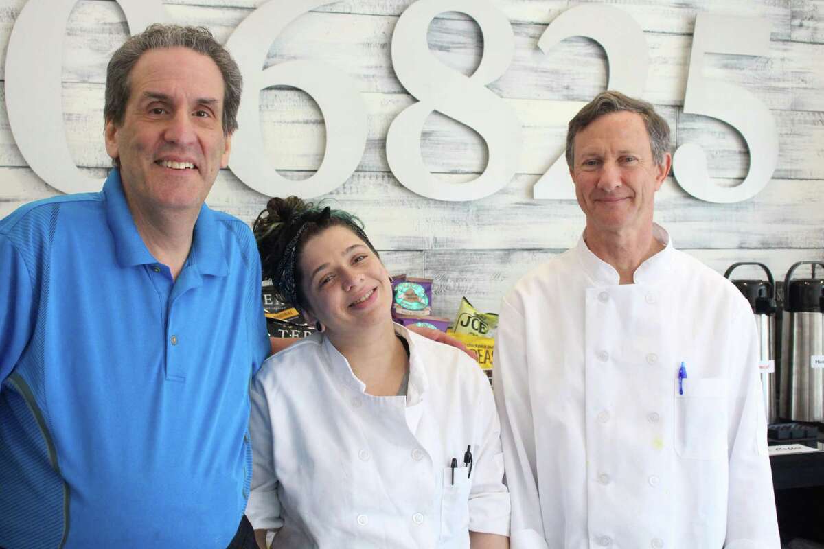 Fred 06825 owner Fred Kaskowitz, sous chef Caitlin Rissman and executive chef David Johnson at the new Fairfield establishment.