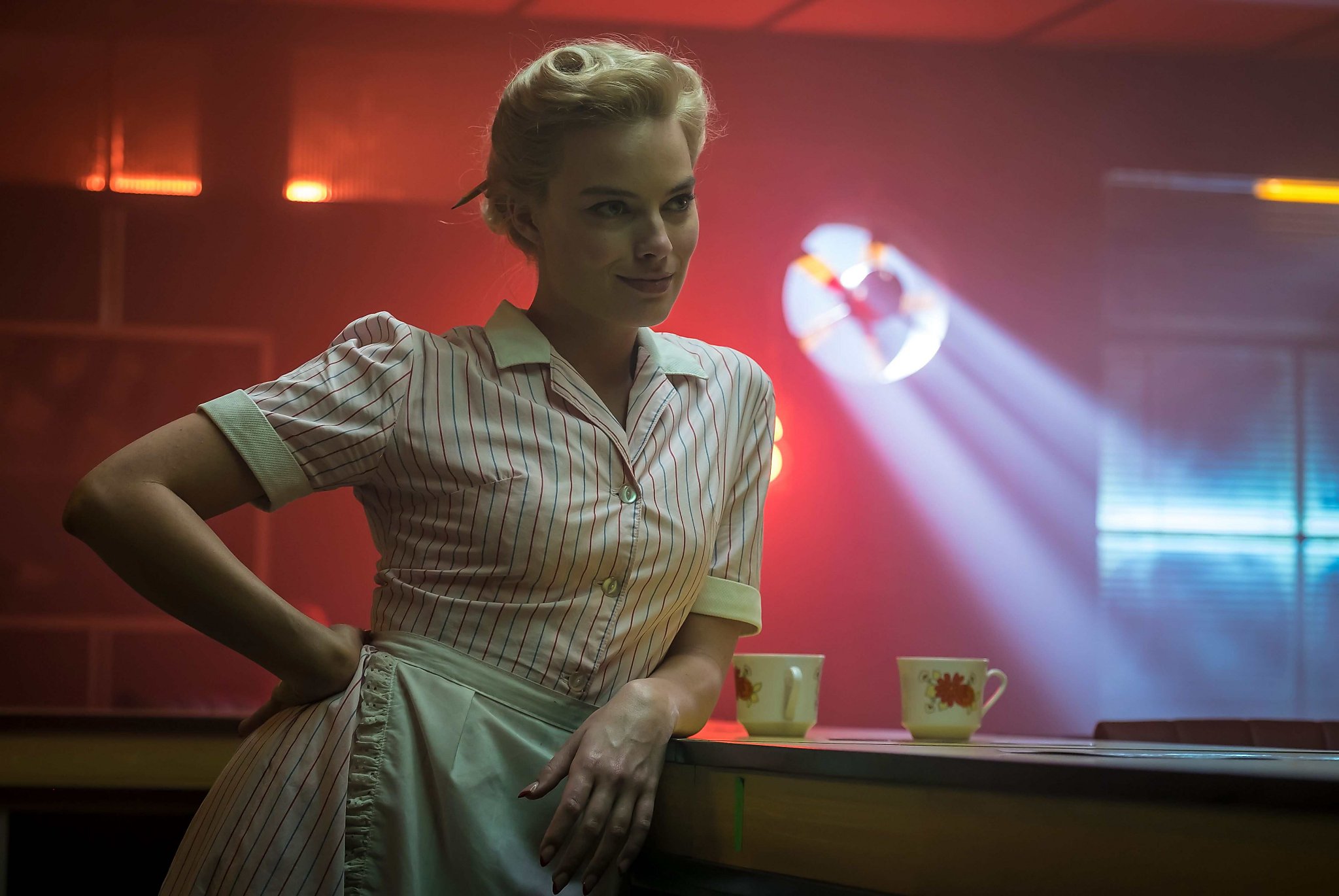 ‘Terminal’: boring noir starring Margot Robbie, Mike Myers, Simon Pegg