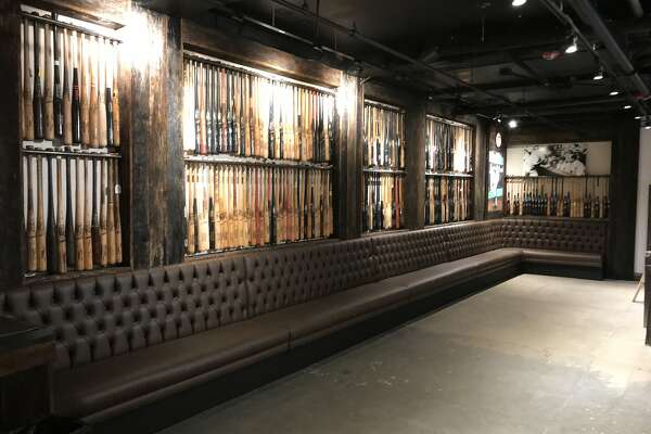 Pine Tar Grill And Bar A Nostalgia Fueled Giants Restaurant To 1of3pine Tar Bar And Grillphoto David Martin