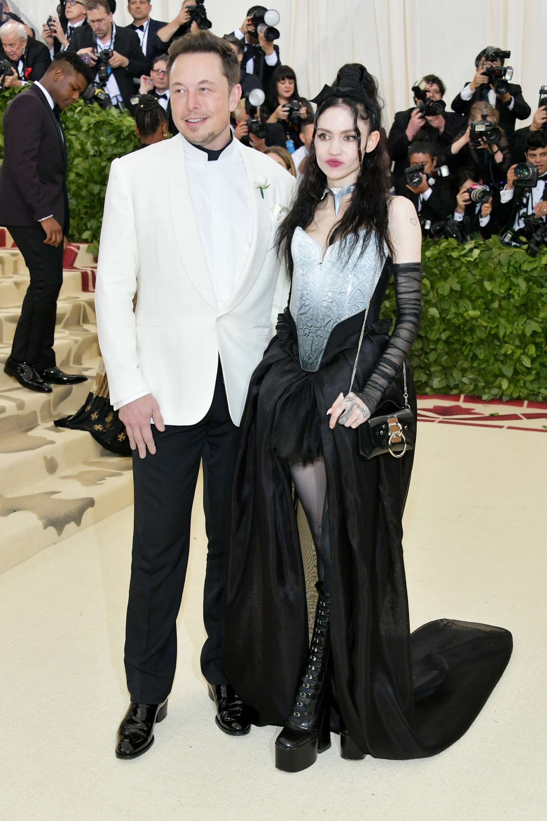 Elon Musk steps out with new girlfriend Grimes at Met Gala