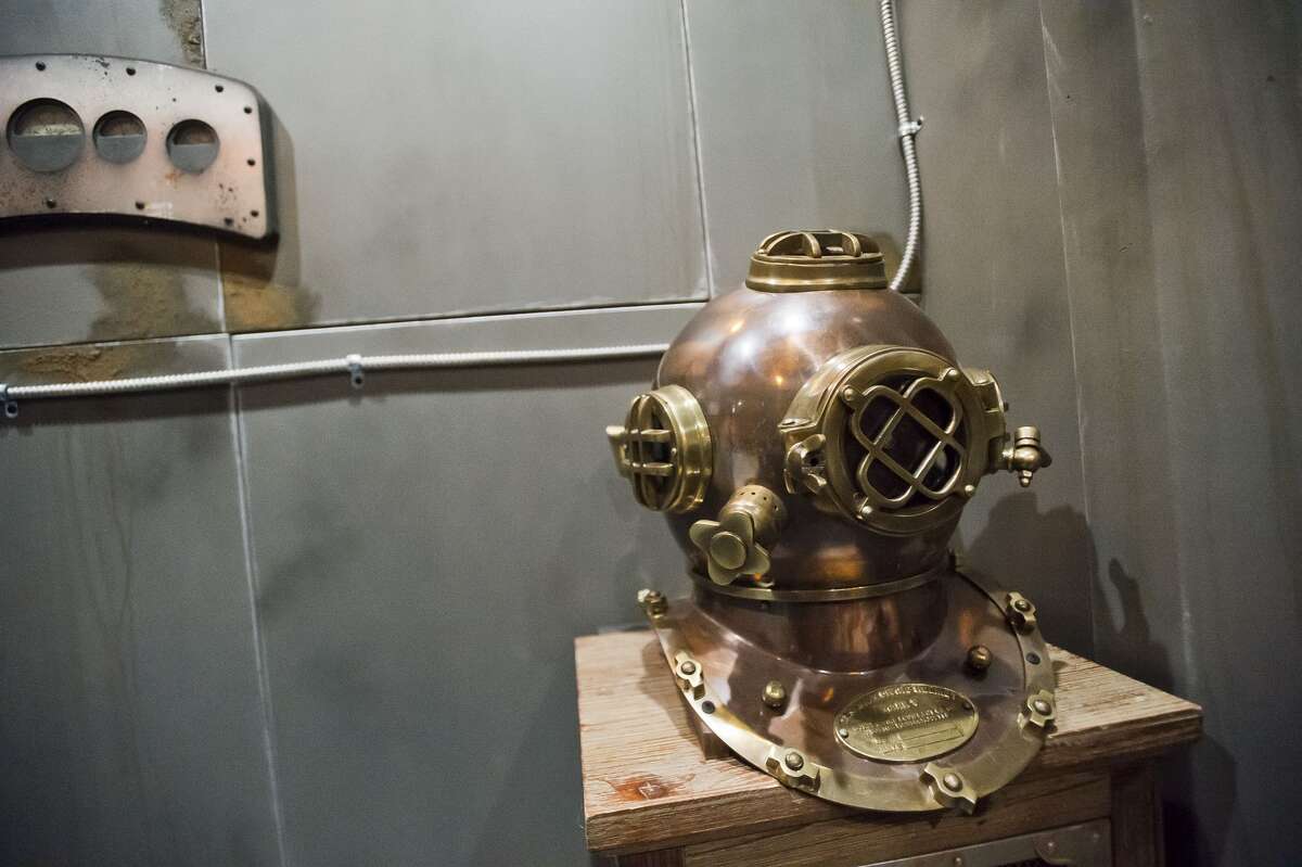 Escape rooms and virtual reality gaming at Valley Lanes Family