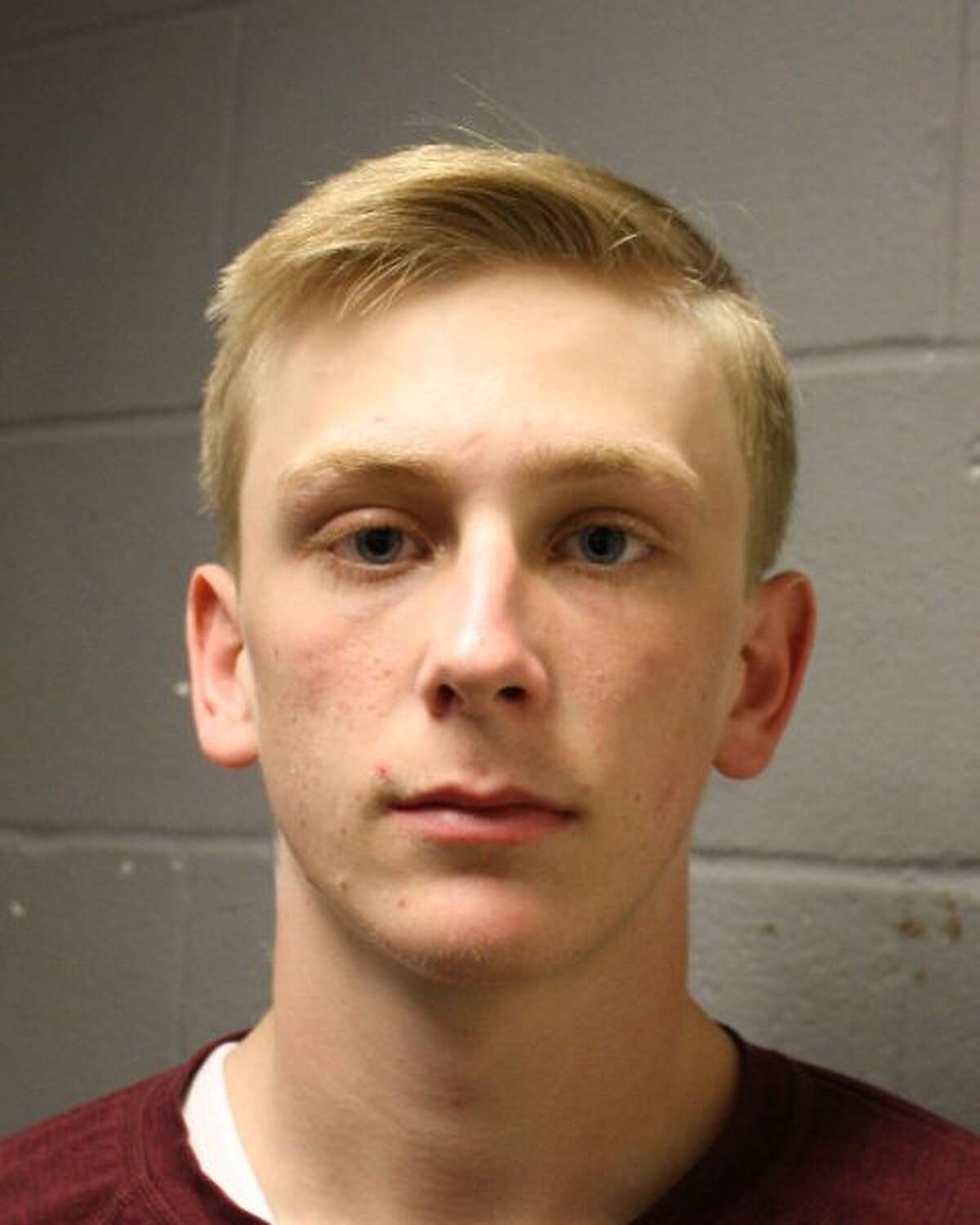 HPD Teens shot man while buying LSD in parking garage