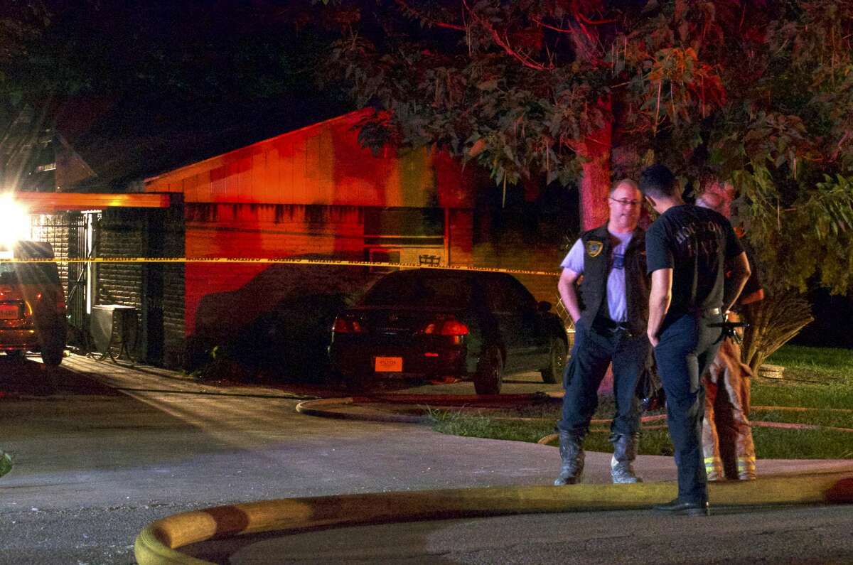 Body found in house fire in west Houston