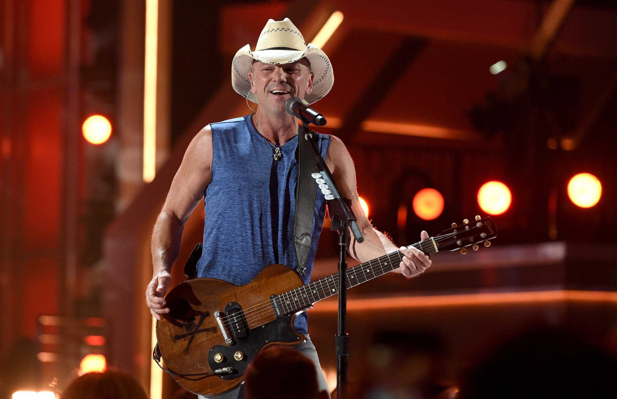 Kenny Chesney is bringing 'Chillaxification' to Houston