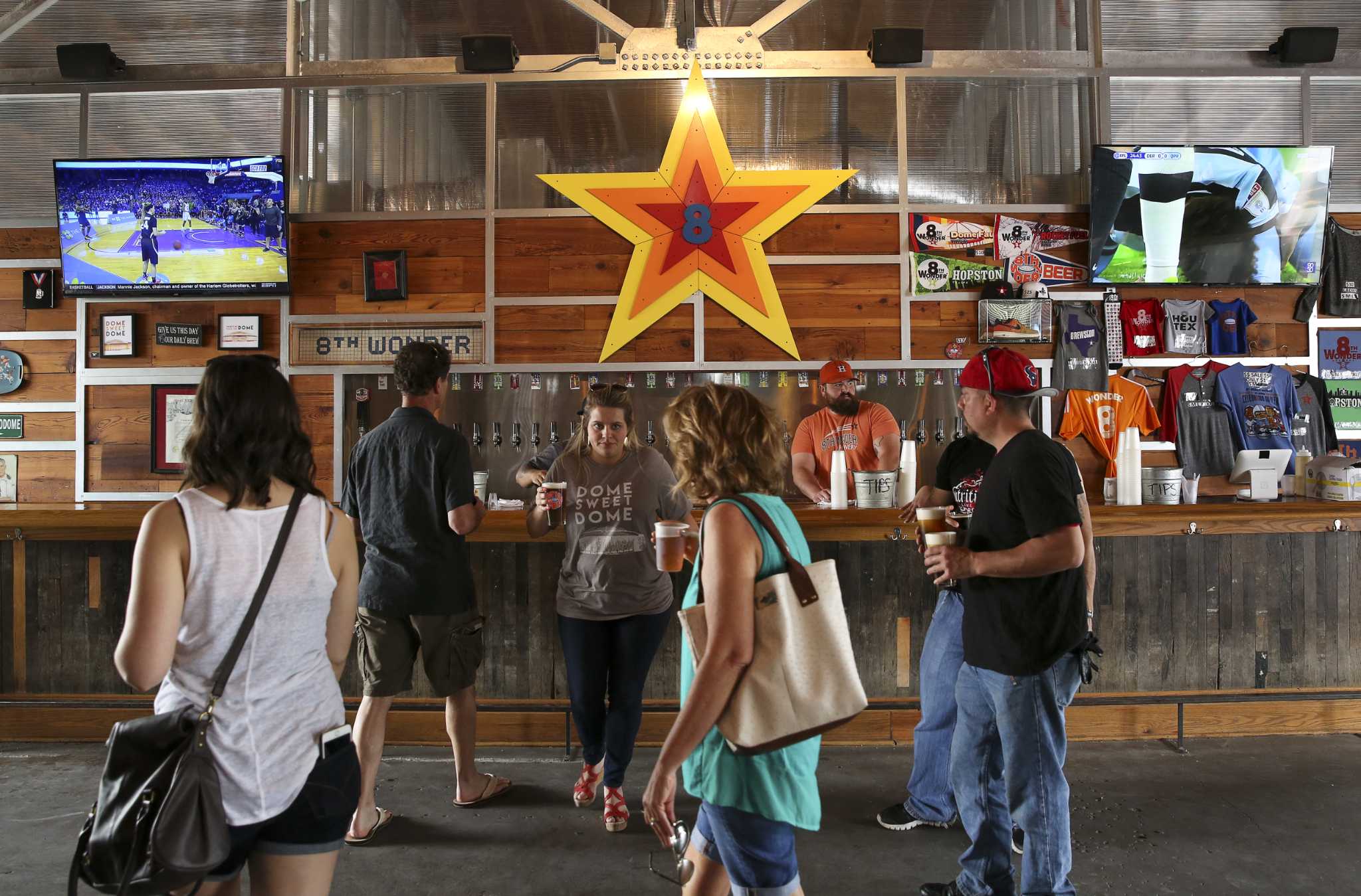 A baker's dozen Houston breweries to try