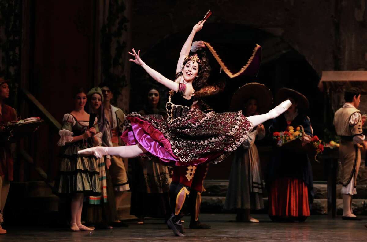 Jessica Collado in Houston Ballet's "Don Quixote"
