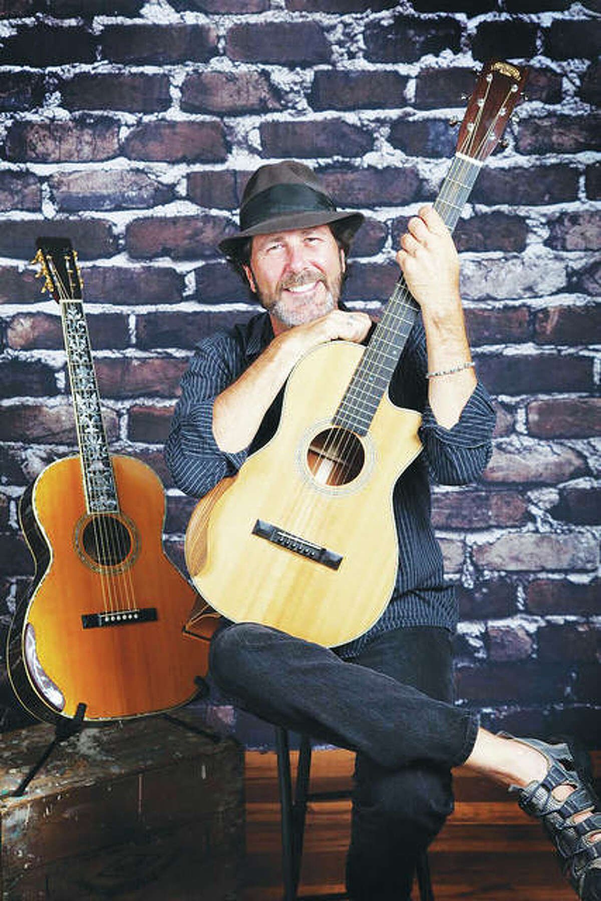 Barry Cloyd will perform on Saturday, May 19, in the new gazebo behind Green Tree Inn.